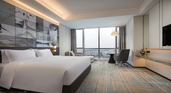 Superior King Room